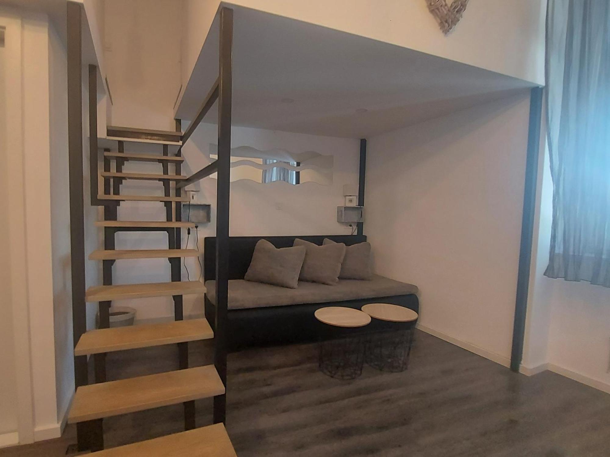 Karla Apartment