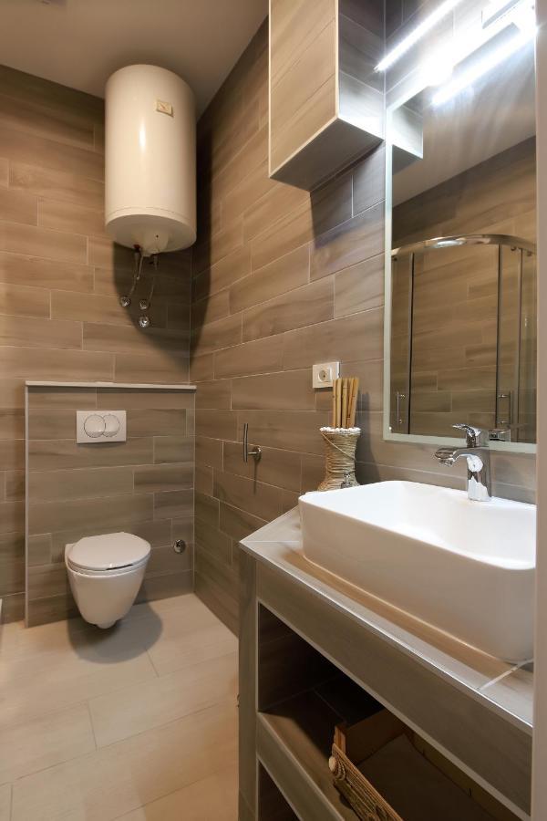 Karla Apartment